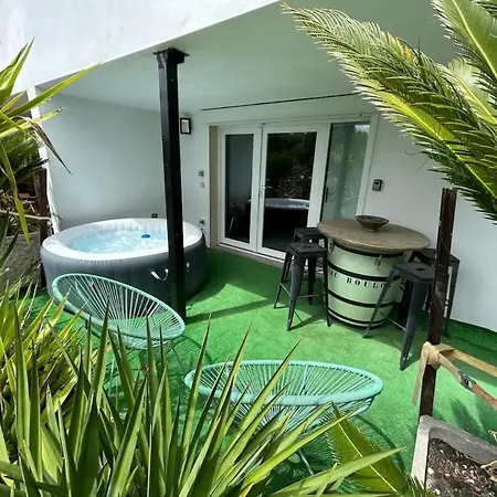 Appart-One Terrasse Jacuzzi Parking Carcassonne Exterior photo