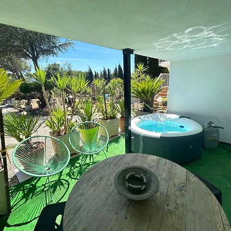 Appart-One Terrasse Jacuzzi Parking Carcassonne Exterior photo